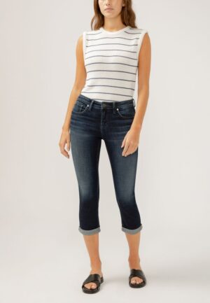 Silver Jeans Co.&reg; Elyse Mid Rise Luxe Stretch Rolled Hem Capri