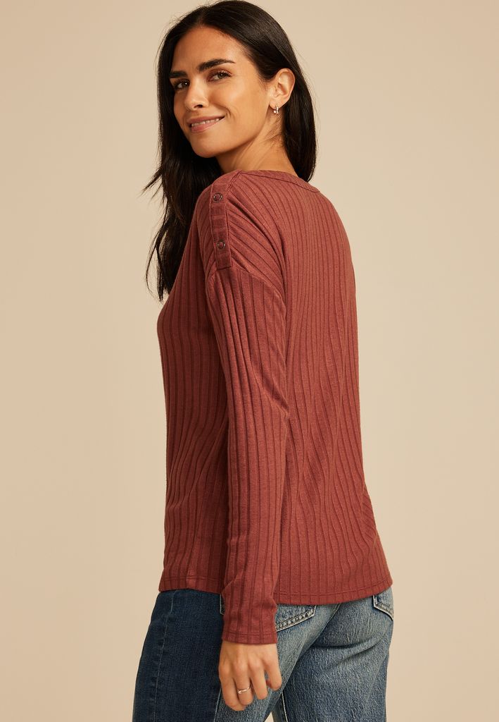 Ribbed Knit Snap Shoulder Top - Image 2