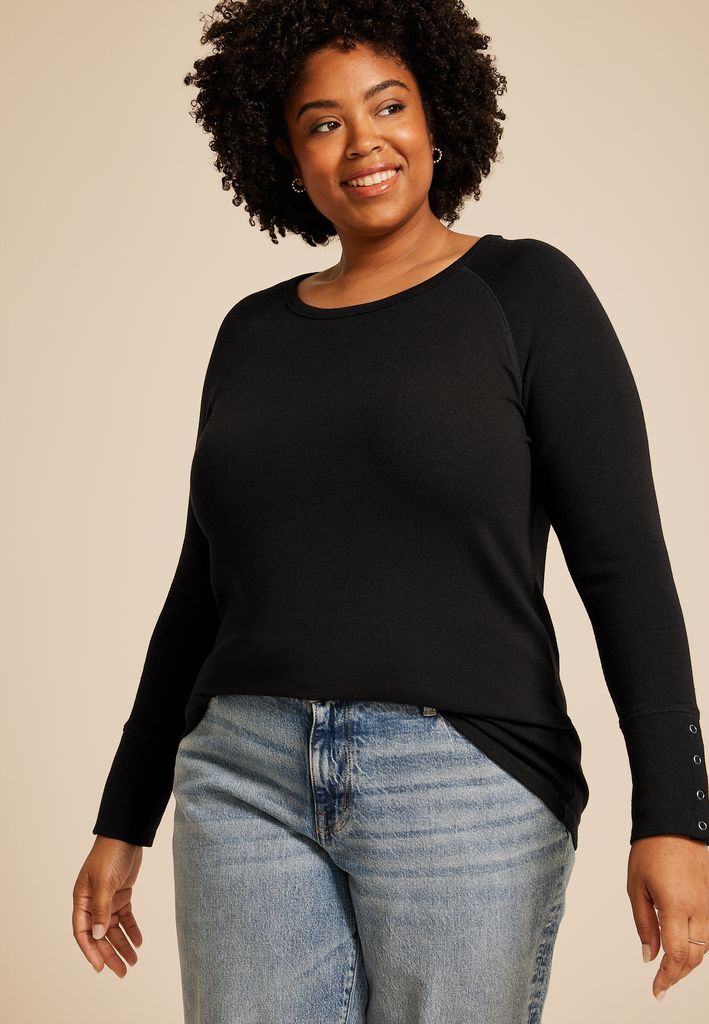 Plus Size Soft Essential Crew Neck Snap Cuff Top - Image 3