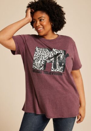 Plus Size MTV Animal Print Oversized Fit Graphic Tee