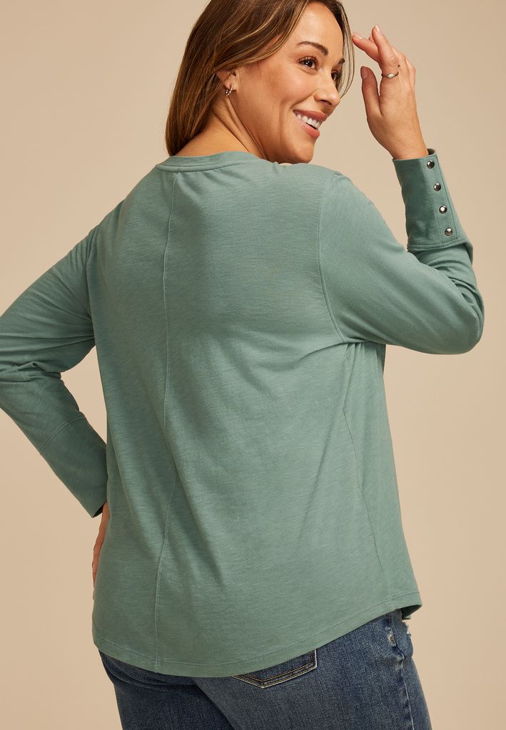 Plus Size Solid Long Sleeve Snap Button Cuff Top - Image 2
