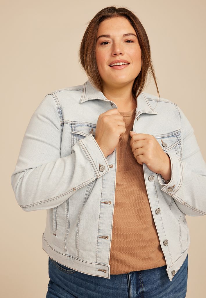 Plus Size Light Wash Denim Jacket - Image 3