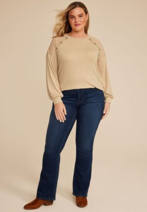 Plus Size Lace Shoulder Raglan Top